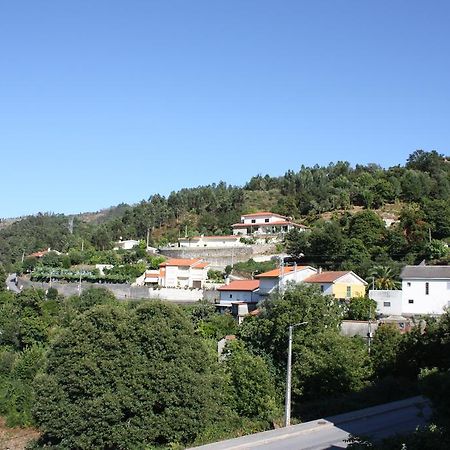 Alojamento Albino Pinto Terras de Bouro Buitenkant foto